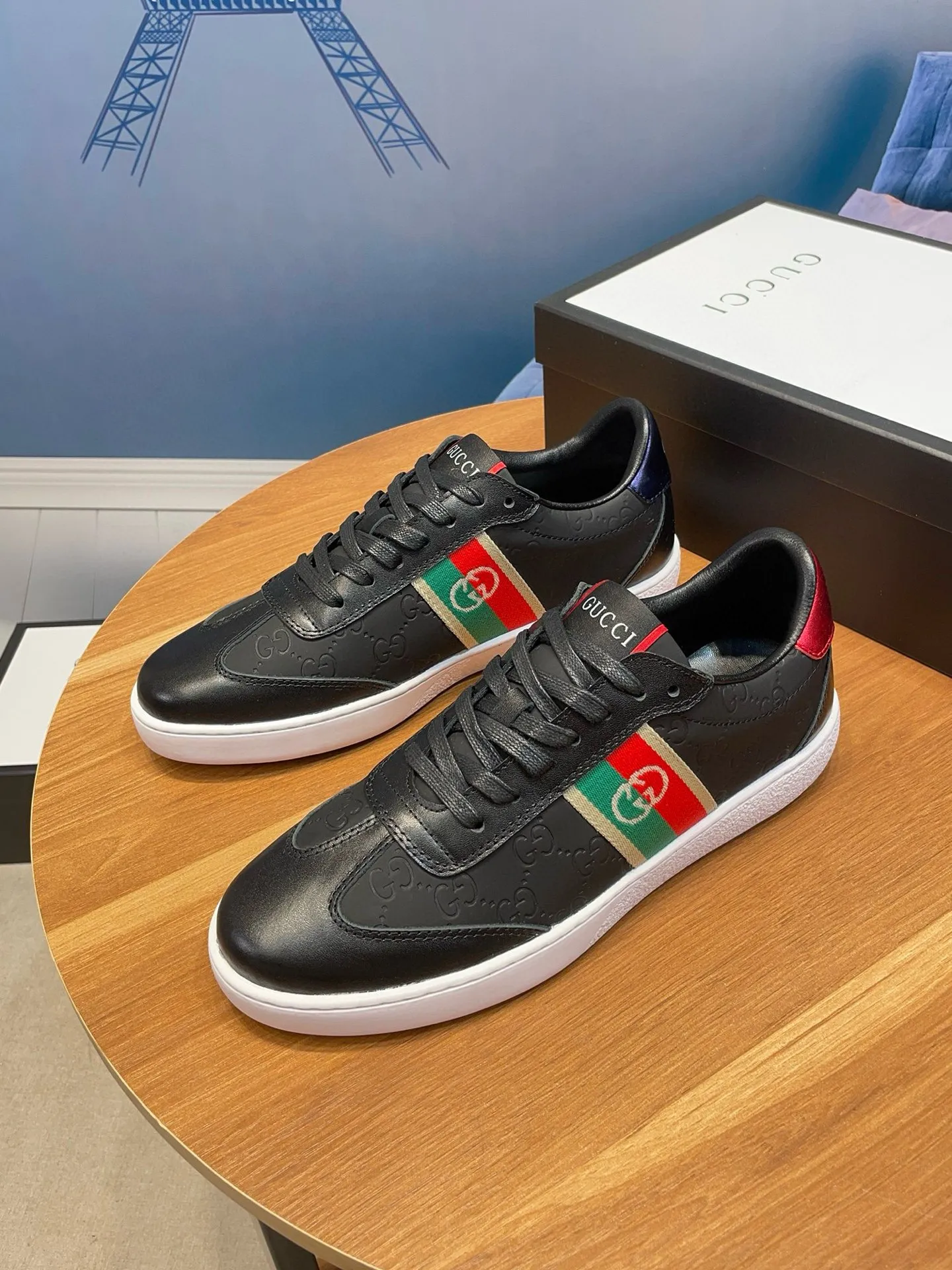 Men's clothing and shoes: 380💰New styles are here again! [Gucci Sports Men's Shoes] Gucci fashionable casual men's shoes🇨🇳Original 1:1 mold, new model debuts first💯Not high-profile but avant-garde, simple, low-key and fashionable, super versatile style🌿Made of original cowhide➕Sheepskin lining🎋The version is comfortable on the feet, first-class workmanship🍍Number: 38-44, customized 45